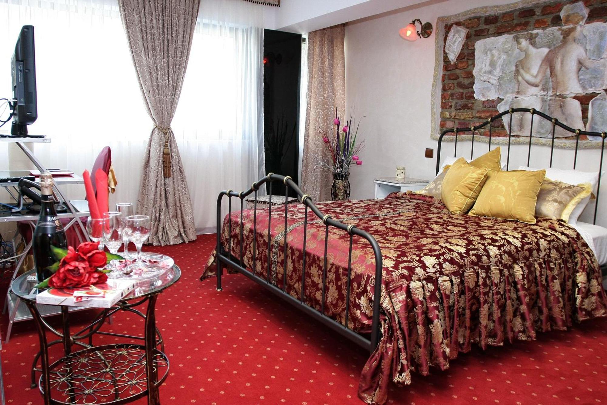 Best Deal City Break At Grand Pier Boutique Villa With One Day Free Welcome Breakfast Only For King Deluxe Rooms And Bookings For Minimum 4 Nights Βουκουρέστι Εξωτερικό φωτογραφία