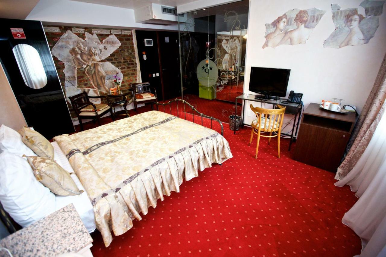 Best Deal City Break At Grand Pier Boutique Villa With One Day Free Welcome Breakfast Only For King Deluxe Rooms And Bookings For Minimum 4 Nights Βουκουρέστι Εξωτερικό φωτογραφία
