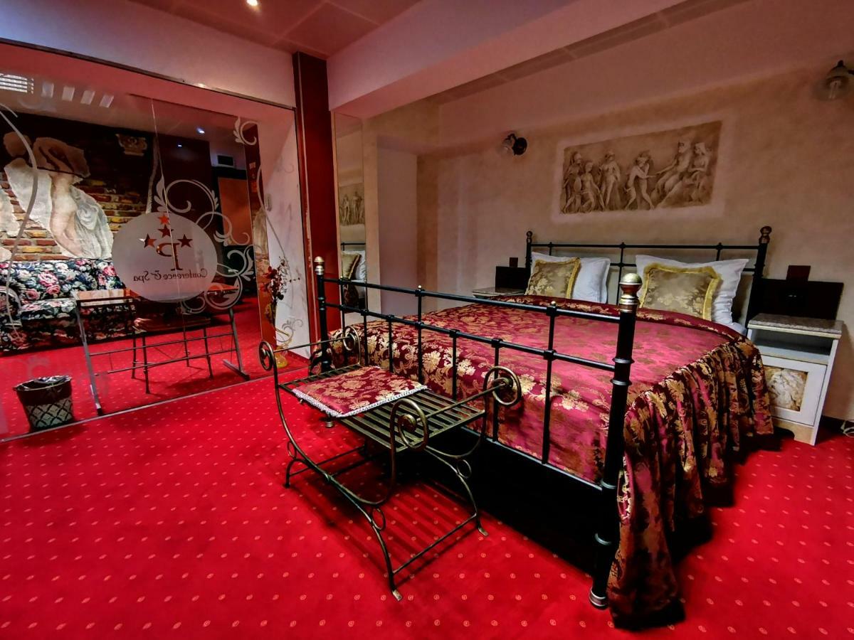 Best Deal City Break At Grand Pier Boutique Villa With One Day Free Welcome Breakfast Only For King Deluxe Rooms And Bookings For Minimum 4 Nights Βουκουρέστι Εξωτερικό φωτογραφία