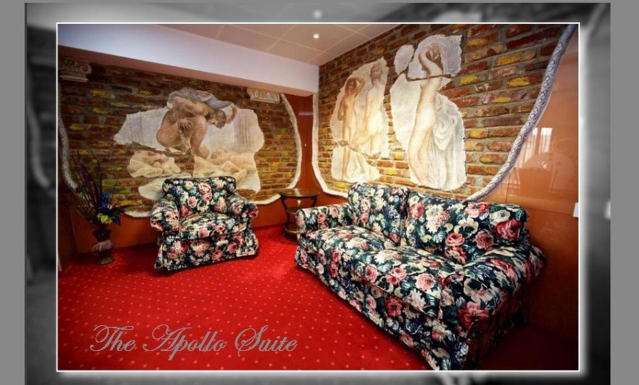 Best Deal City Break At Grand Pier Boutique Villa With One Day Free Welcome Breakfast Only For King Deluxe Rooms And Bookings For Minimum 4 Nights Βουκουρέστι Εξωτερικό φωτογραφία